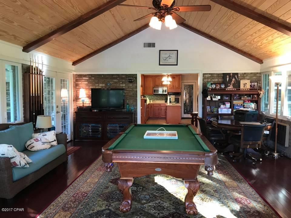 Baywood Shores Est Unit 4 - Residential