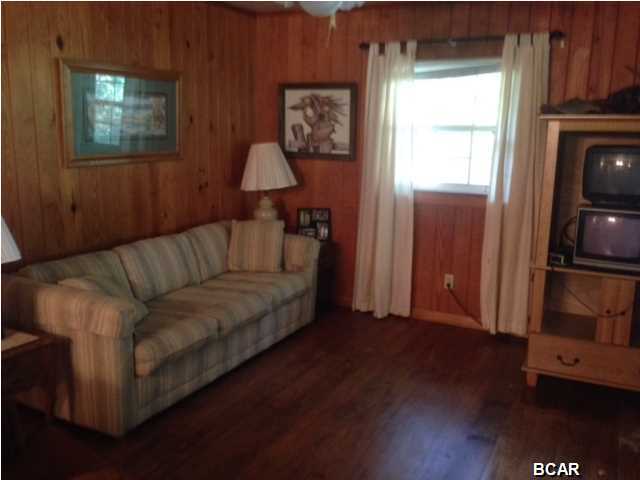 Dead Lakes - Residential