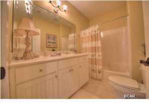 La Valencia Beach Resort - Residential