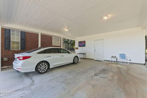 A home in Bonifay