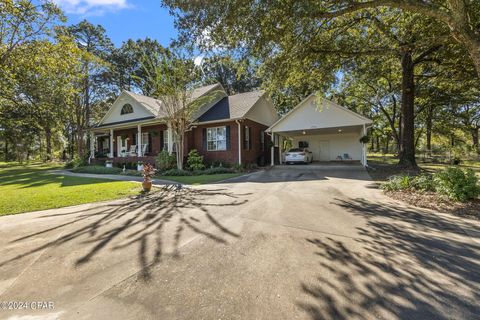 A home in Bonifay