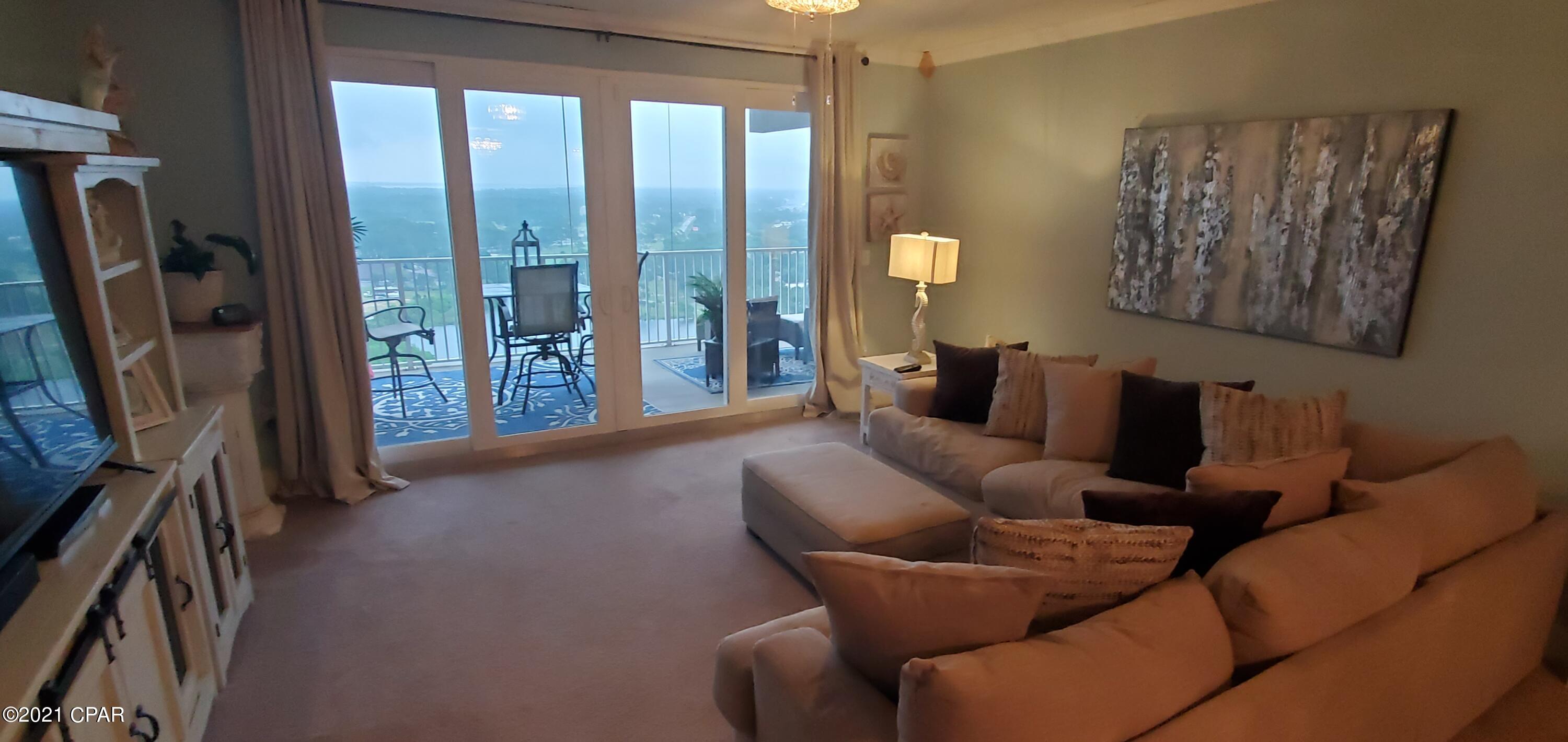 Laketown Wharf - Residential