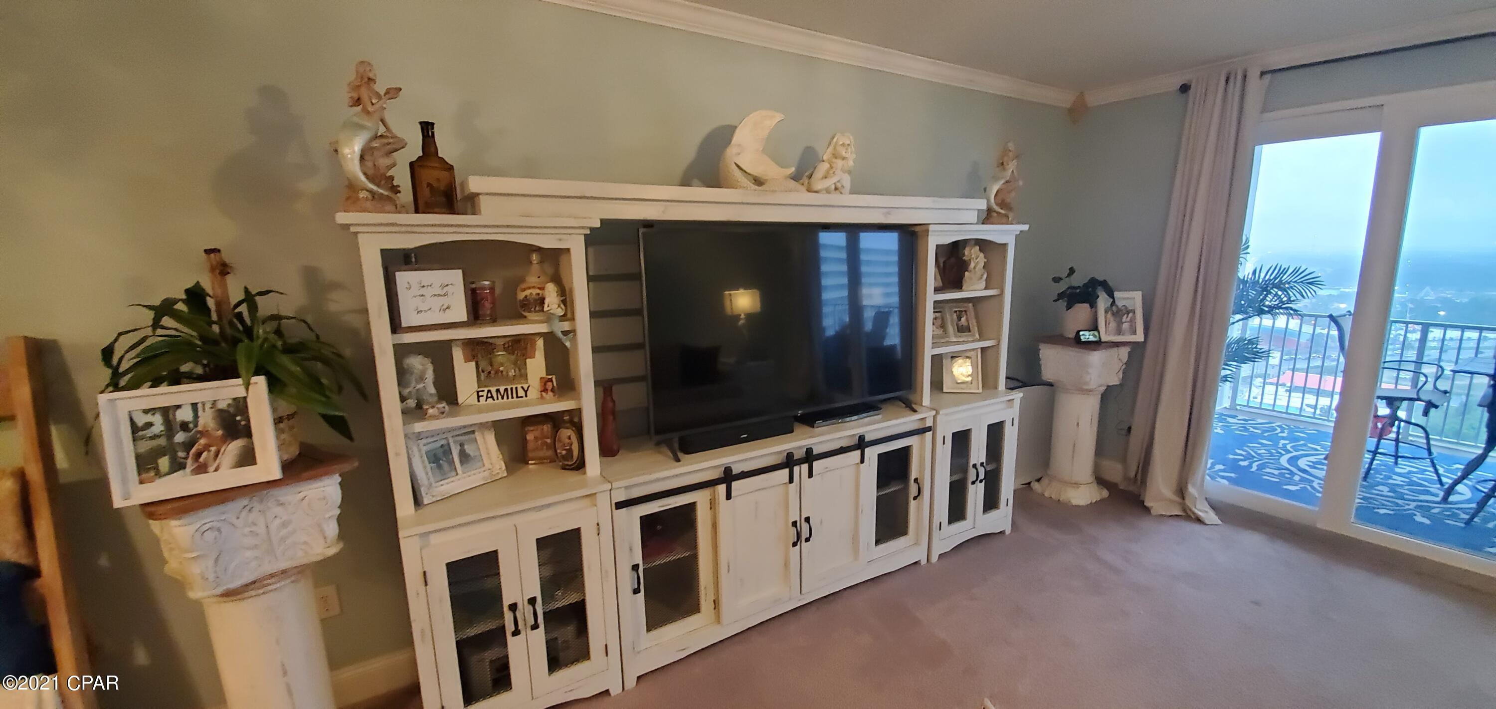 Laketown Wharf - Residential