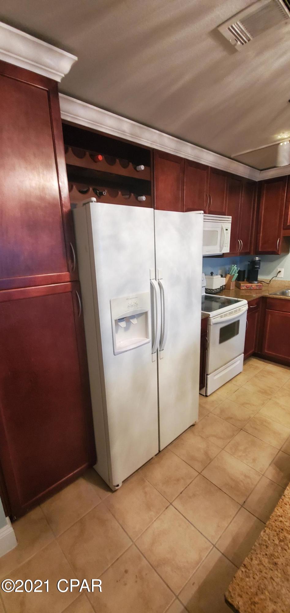 Laketown Wharf - Residential