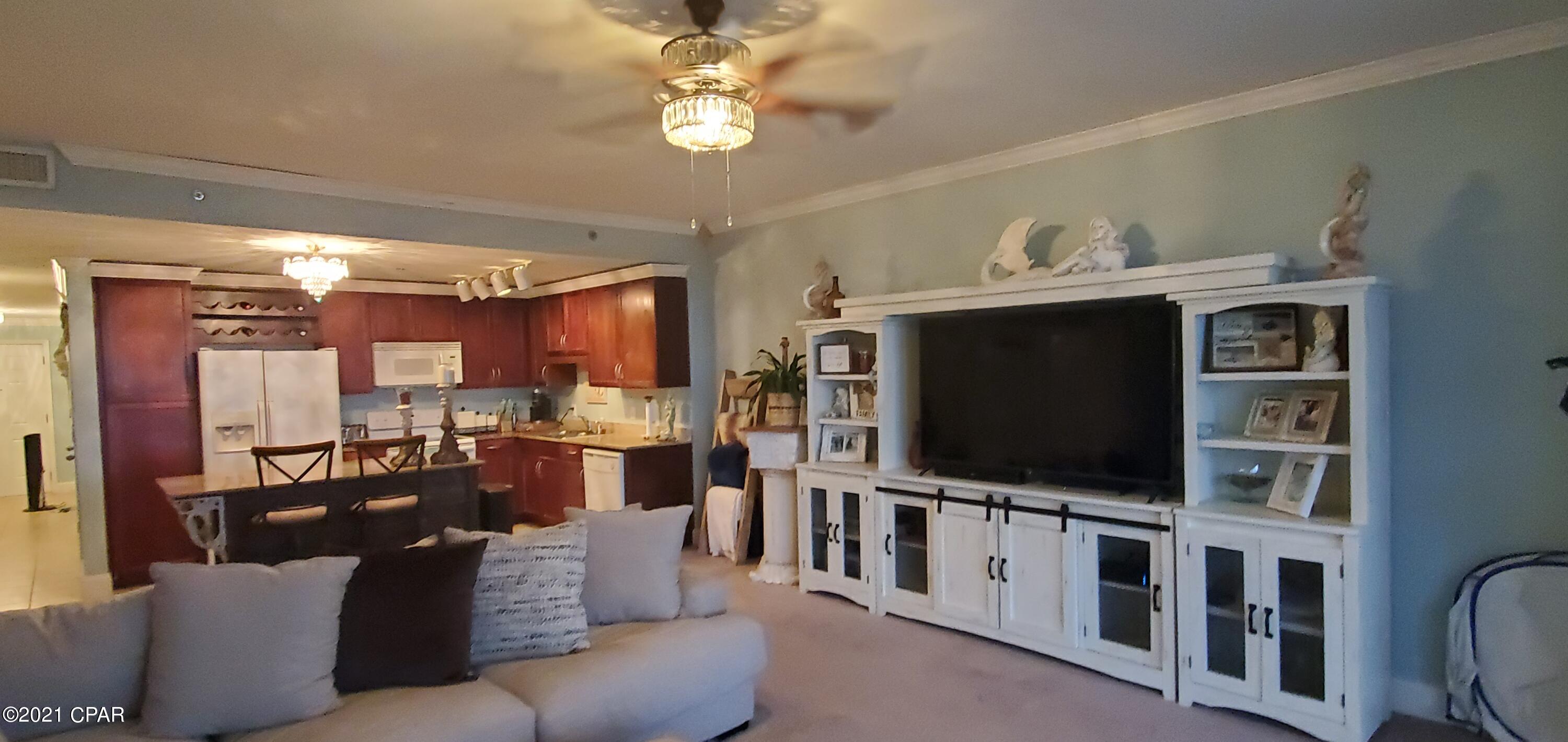 Laketown Wharf - Residential