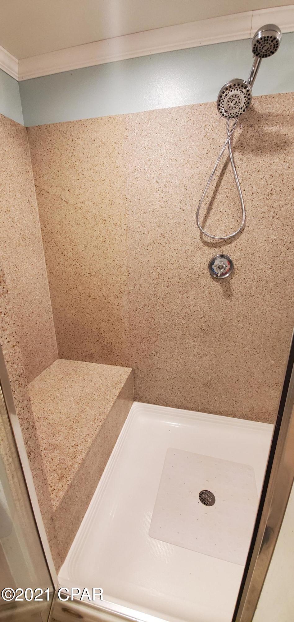 Laketown Wharf - Residential