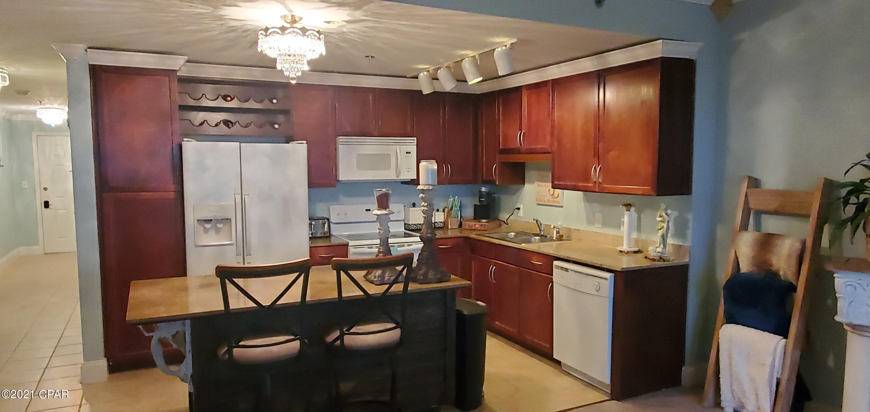 Laketown Wharf - Residential