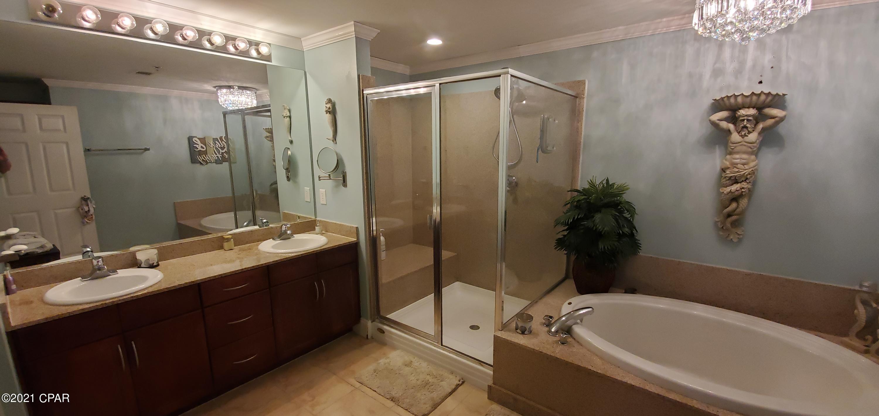 Laketown Wharf - Residential