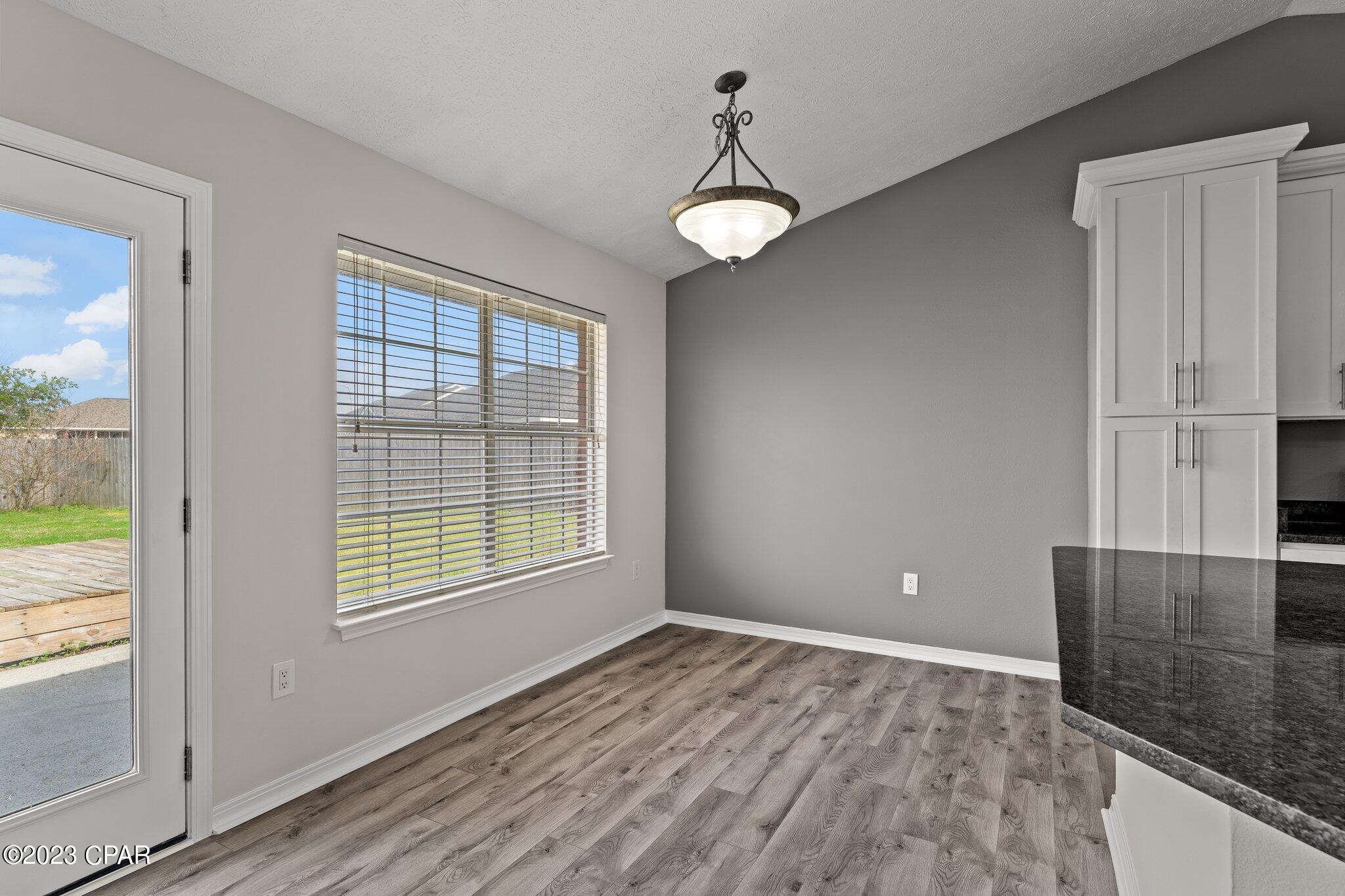 Mowat Highlands Ph 1 - Residential