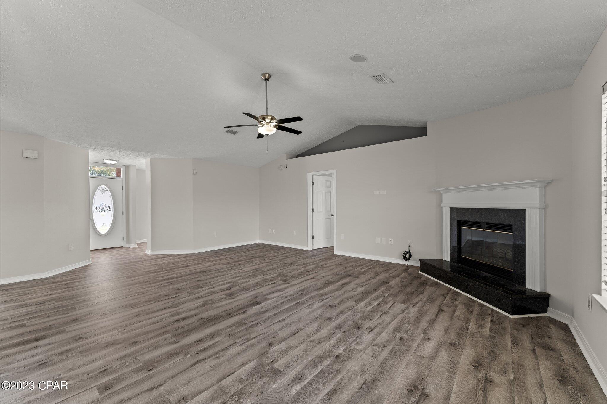 Mowat Highlands Ph 1 - Residential