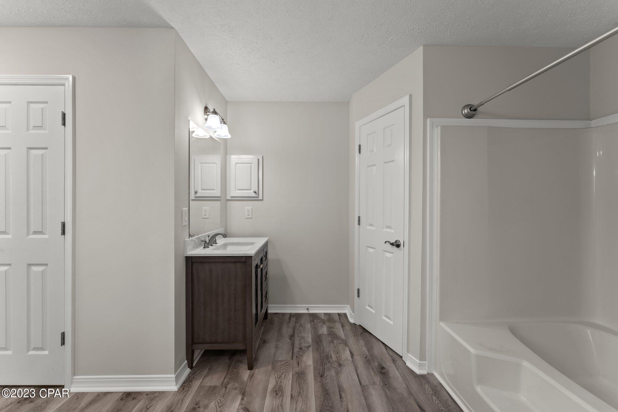 Mowat Highlands Ph 1 - Residential