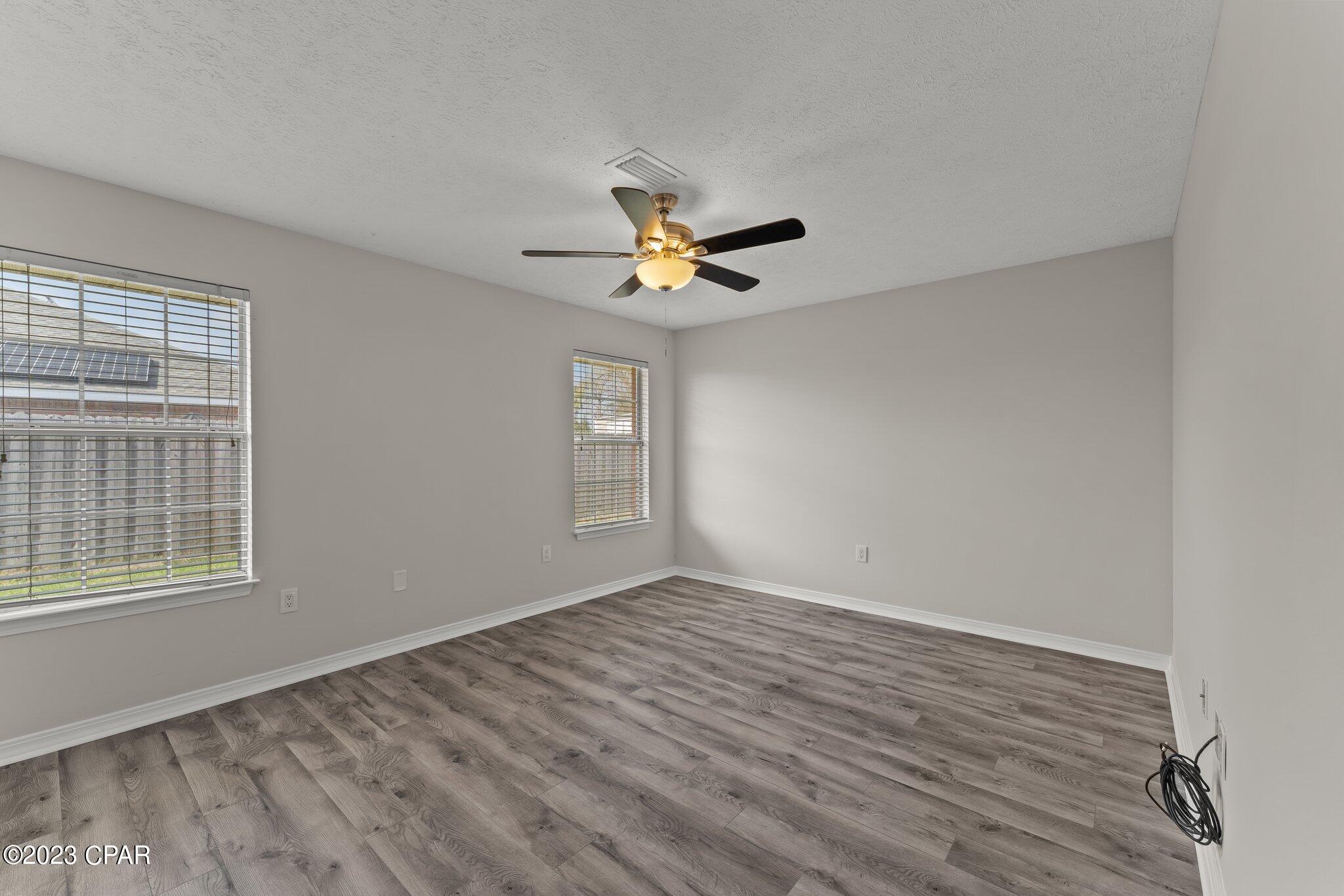 Mowat Highlands Ph 1 - Residential