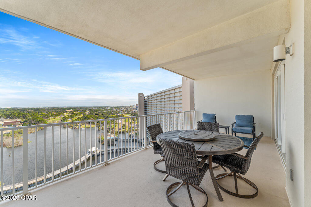 Laketown Wharf - Residential