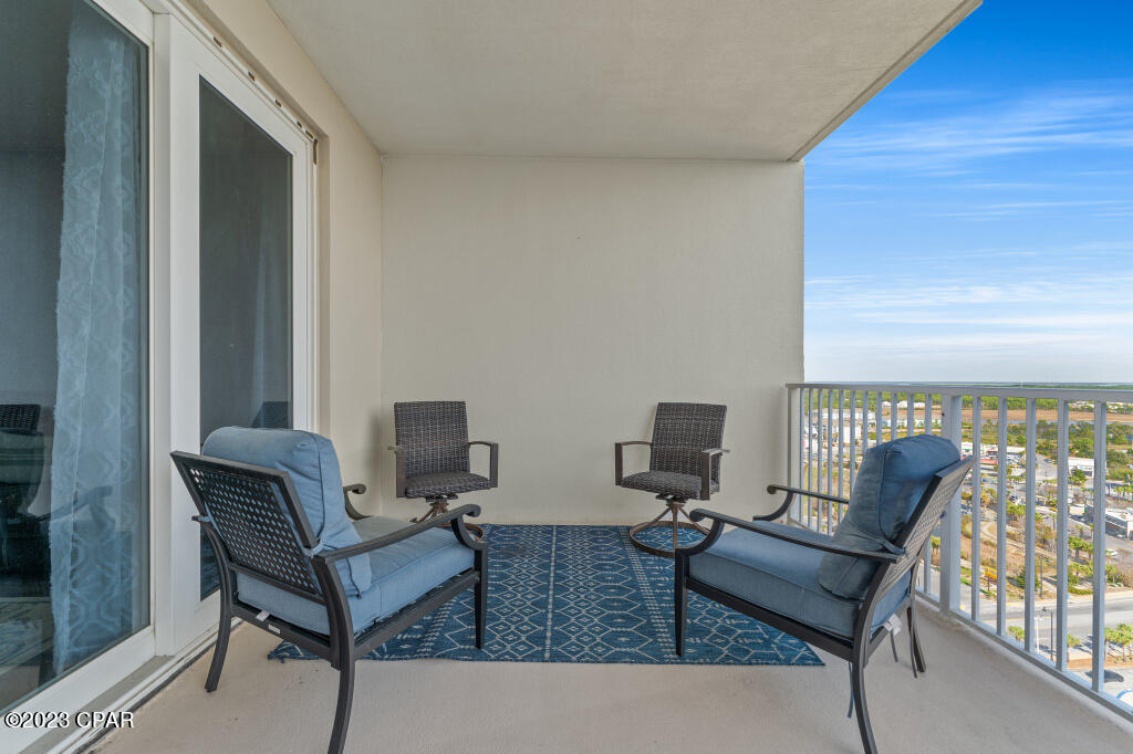 Laketown Wharf - Residential