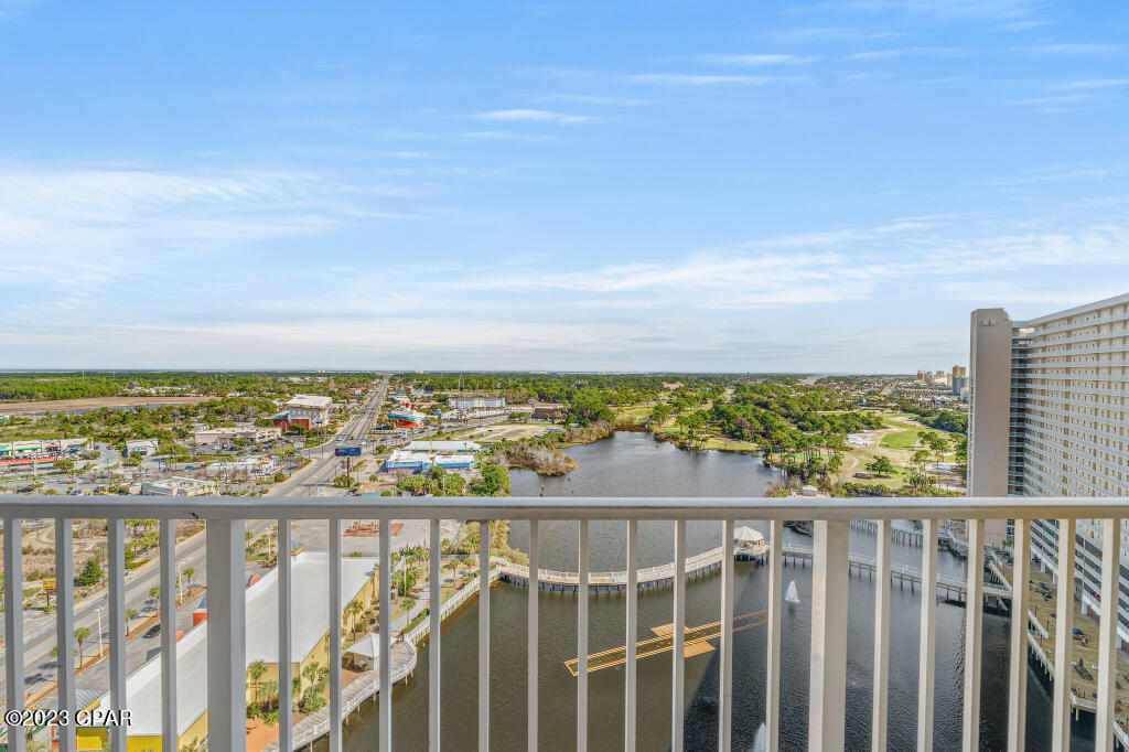 Laketown Wharf - Residential