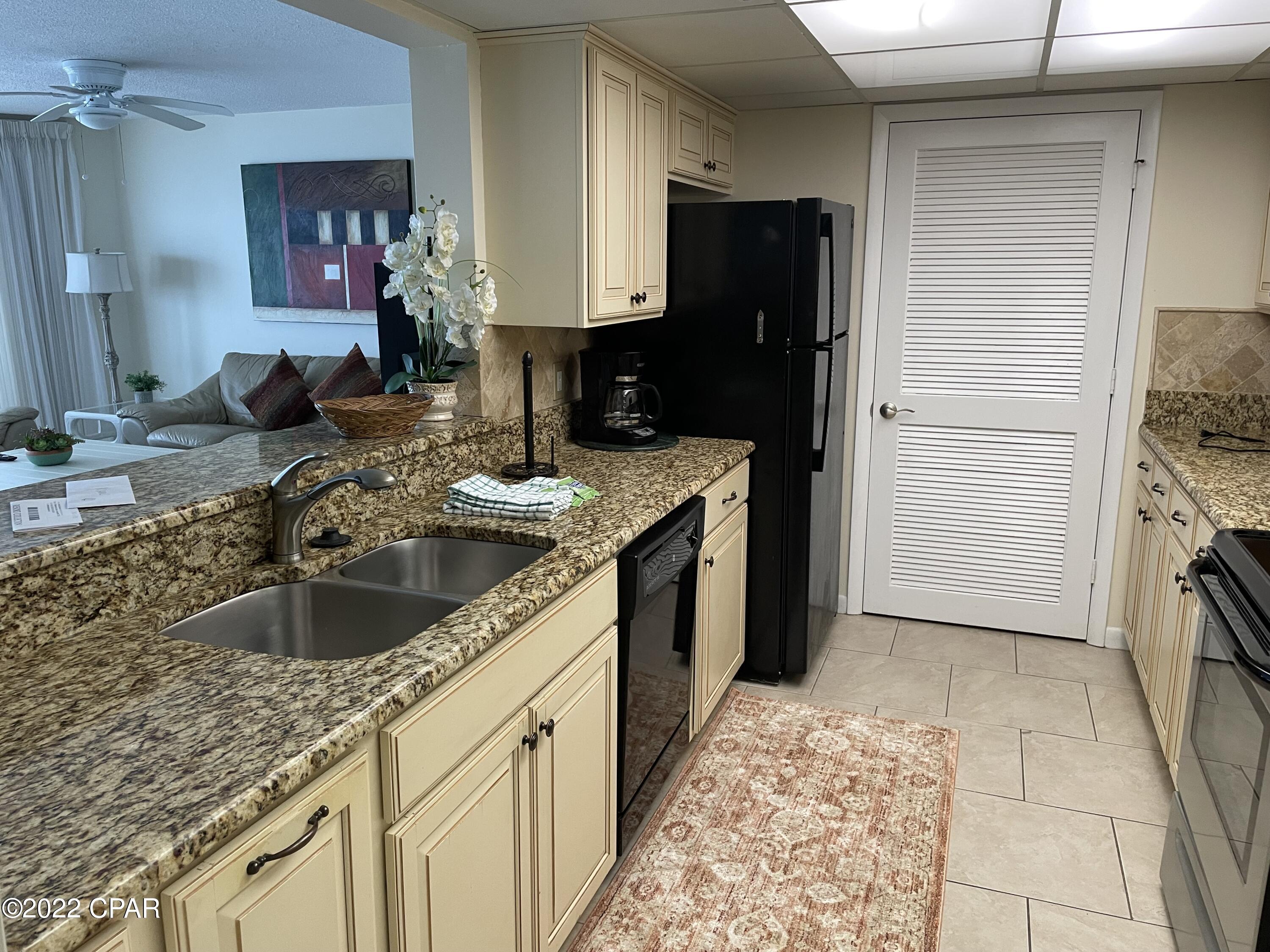 Long Beach Towers II - Residential