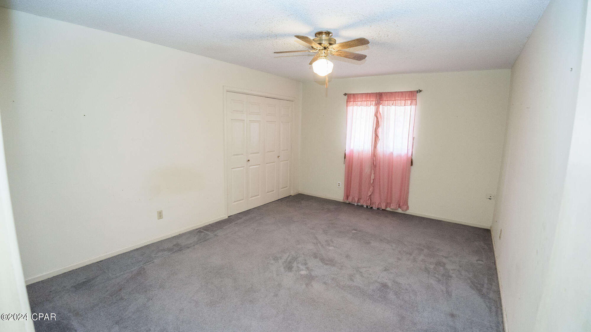 Thomas Drive Park U-3 - Residential