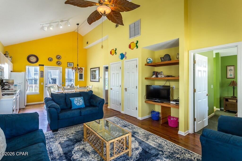 Barrier Dunes - Residential