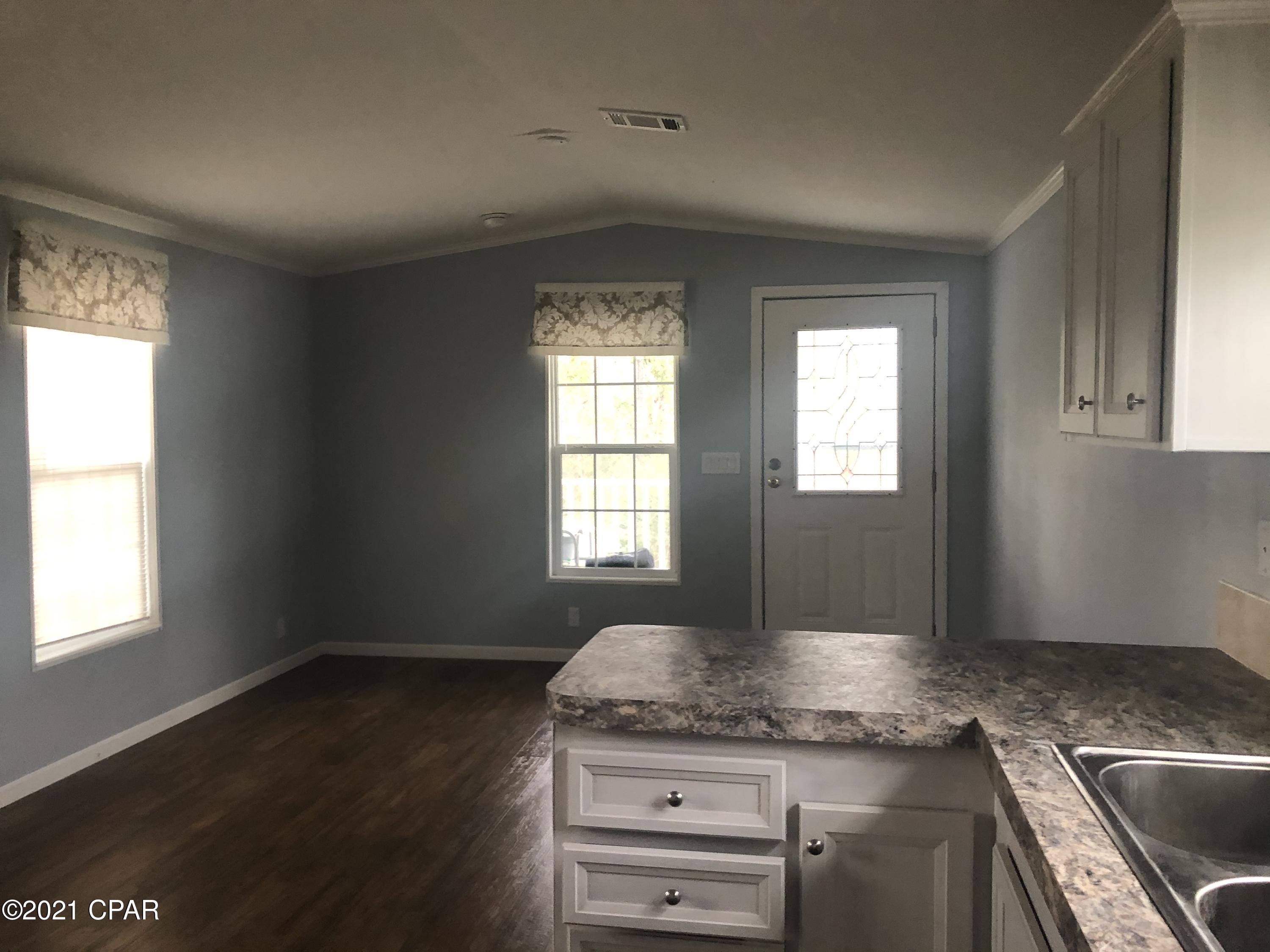 Dead Lakes - Residential