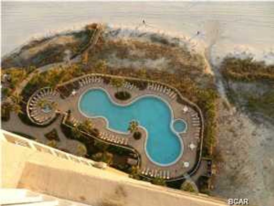 Beautiful Gulf Front condo.