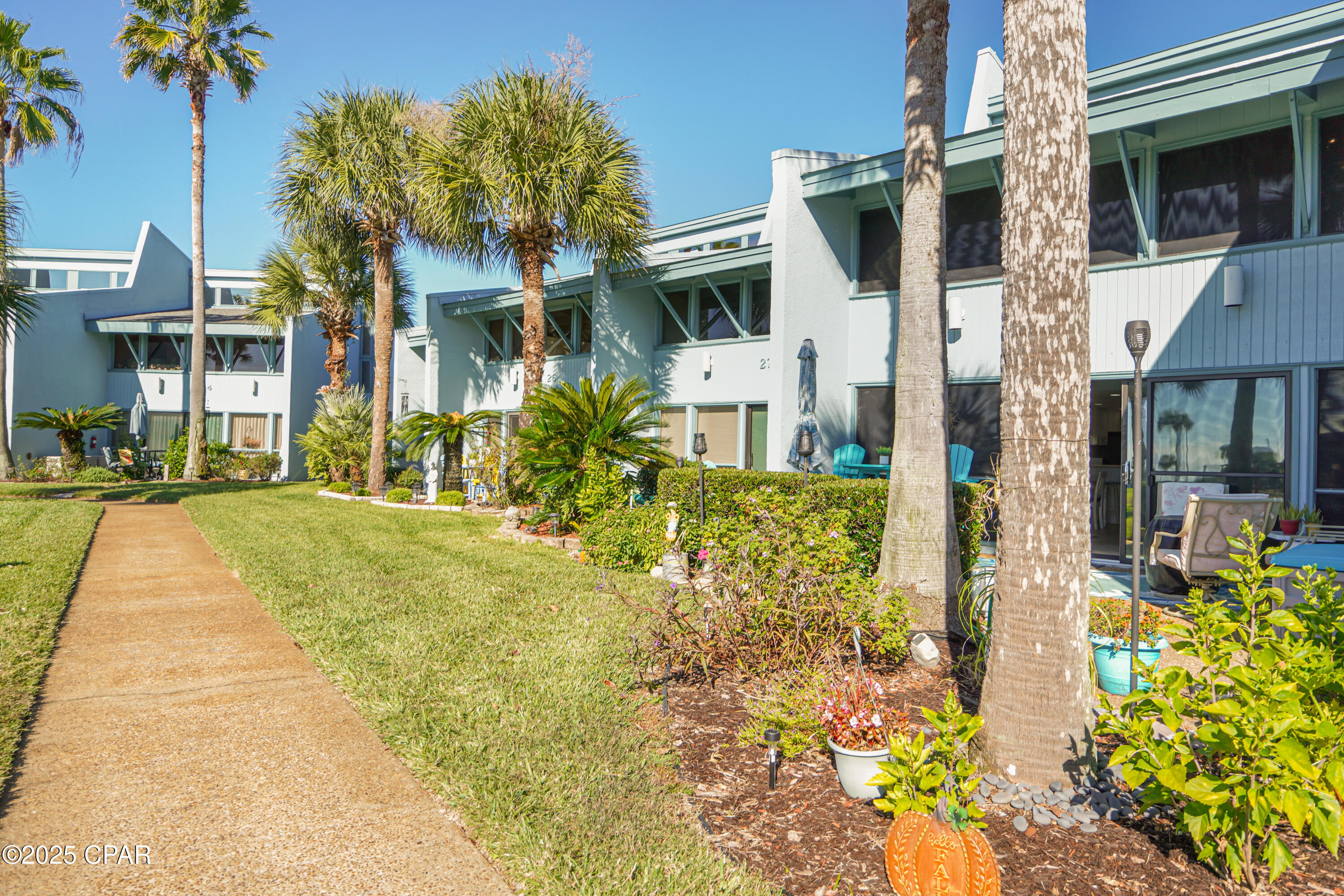 Sunnyside Beach & Tennis Condo - Residential