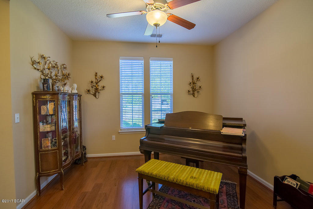 Hawks Landing - Residential