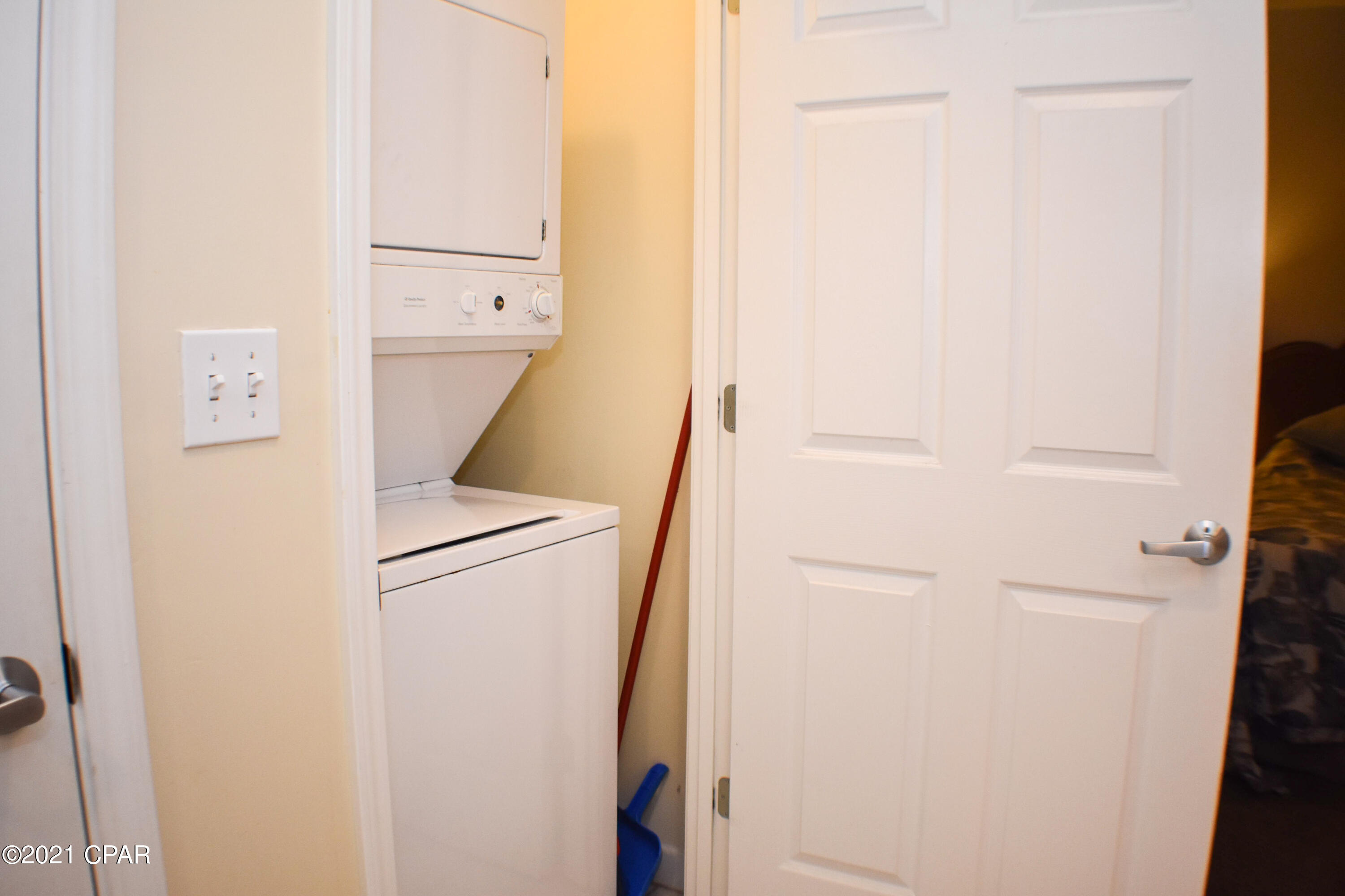 Sterling Reef - Residential