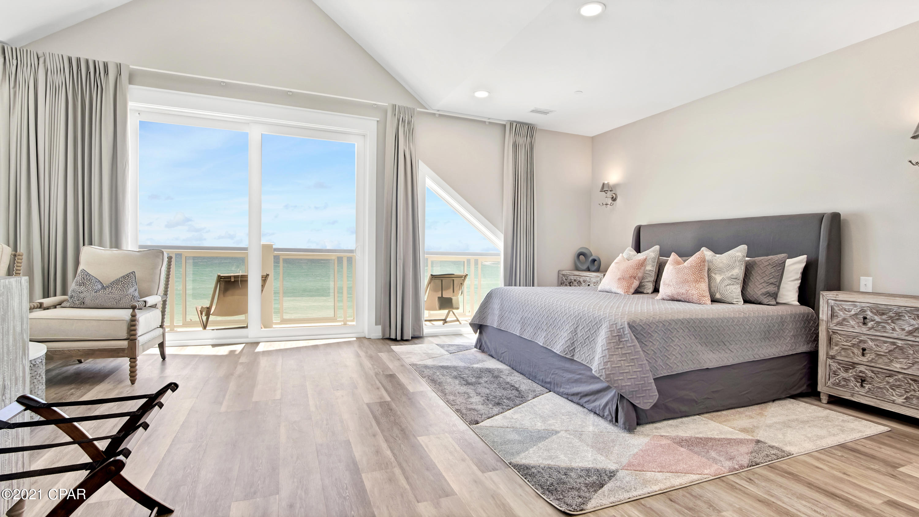 Bel Air - Residential