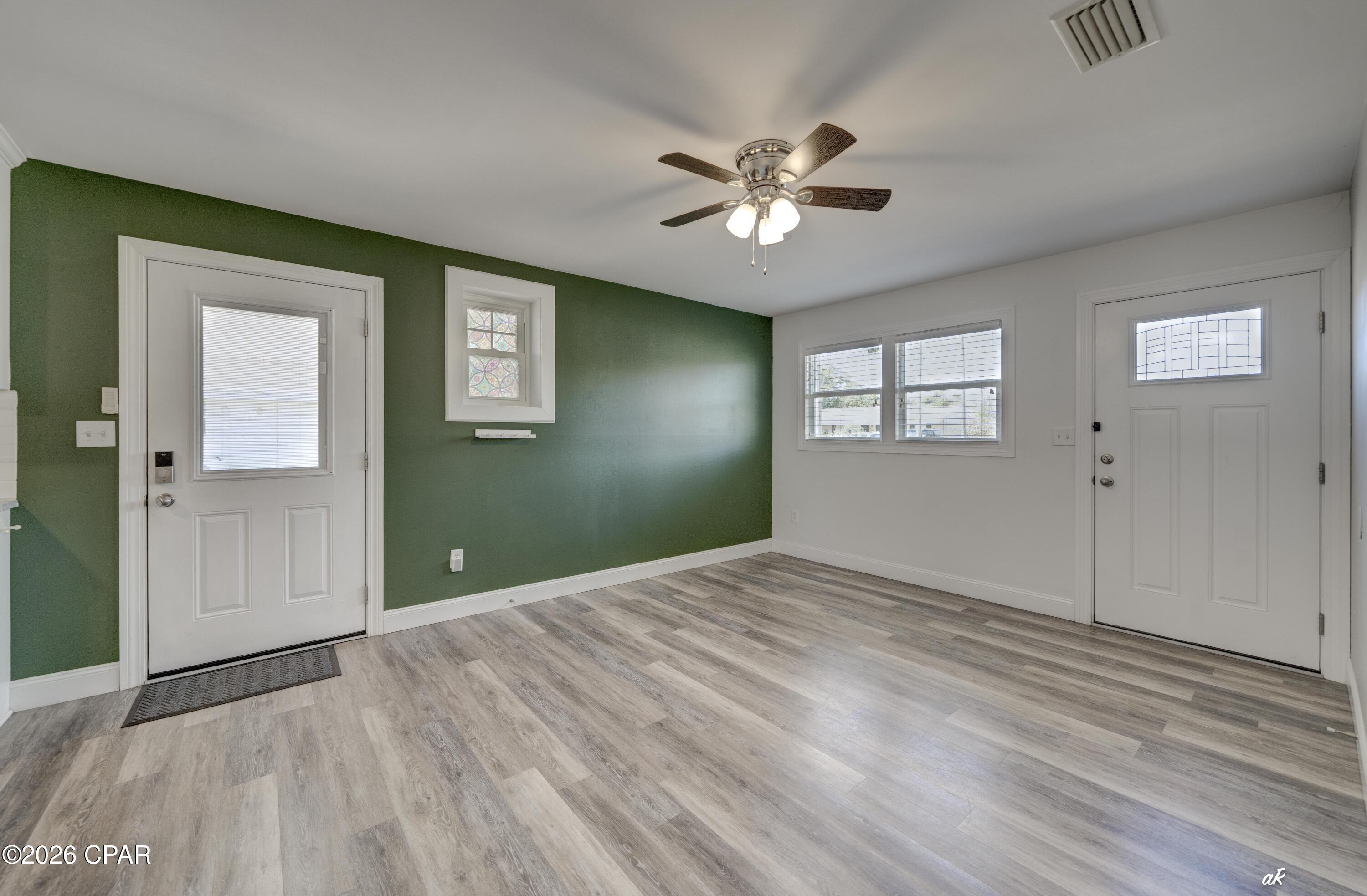 [No Recorded Subdiv] - Residential Lease