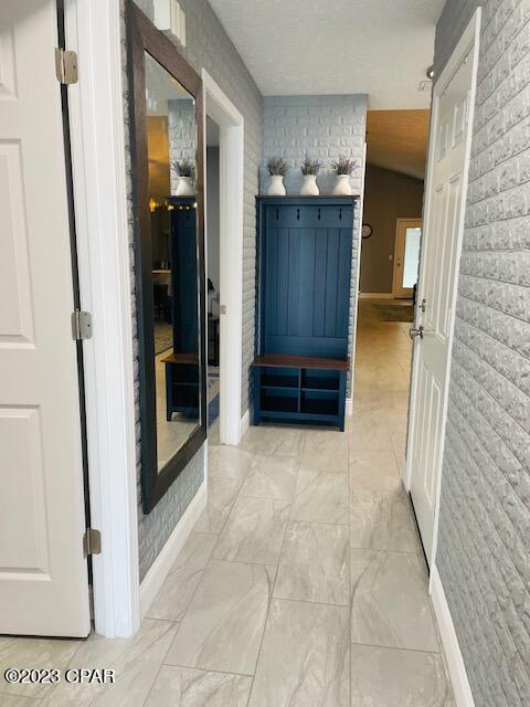 Palm Cove Phase I - Residential Lease