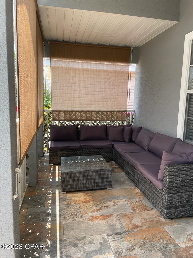 Palm Cove Phase I - Residential Lease