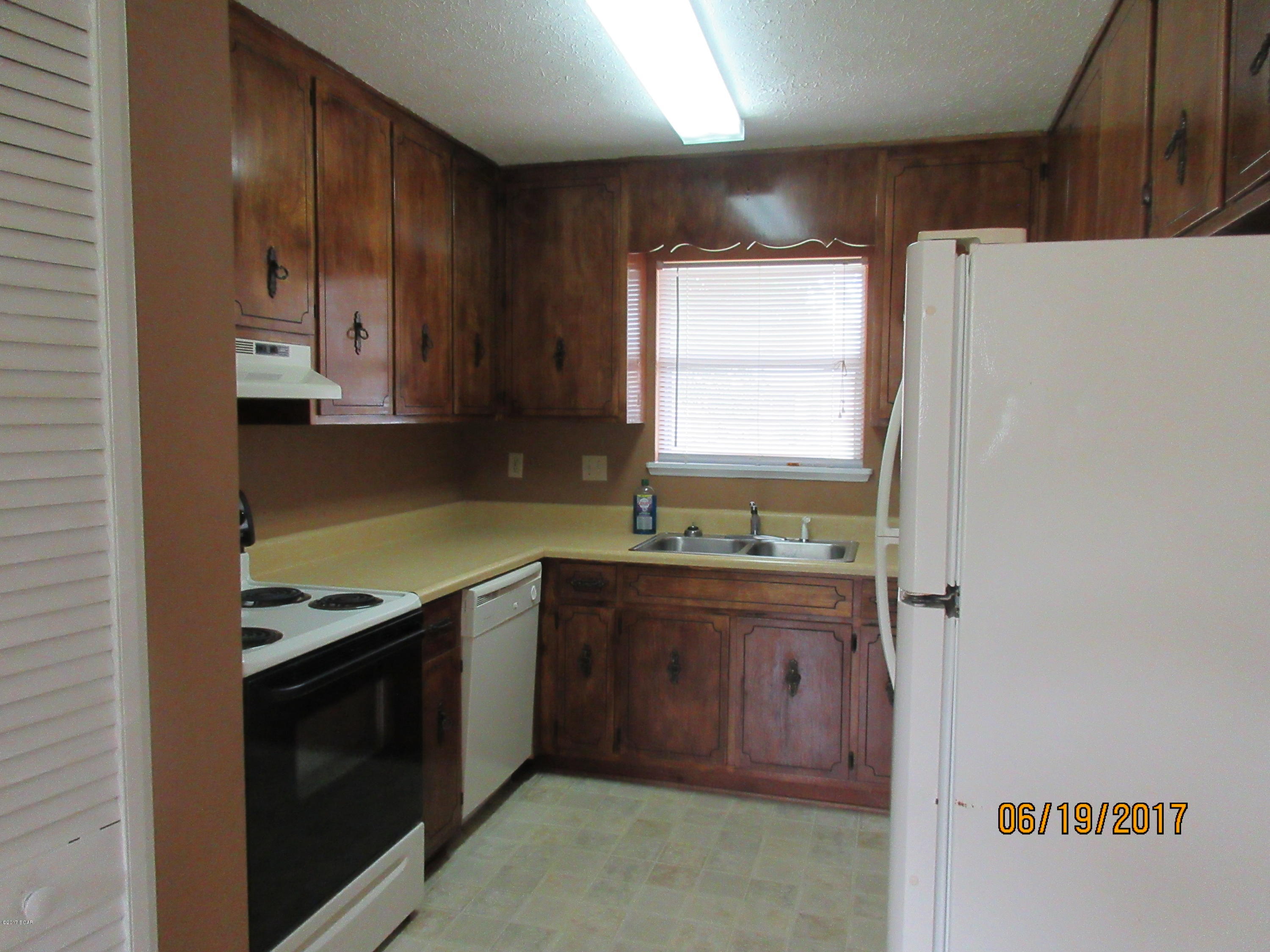 Pine Forest Est Ph 2 - Residential Lease