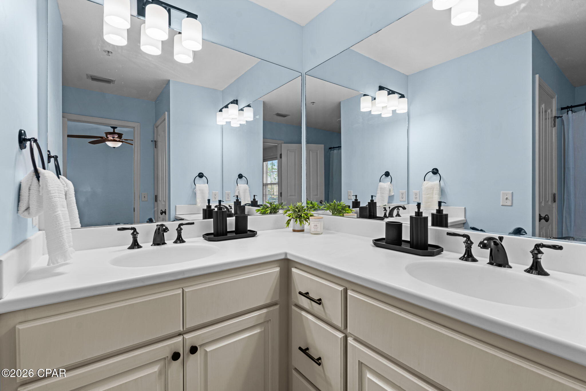 Annabella's Townhomes - Residential