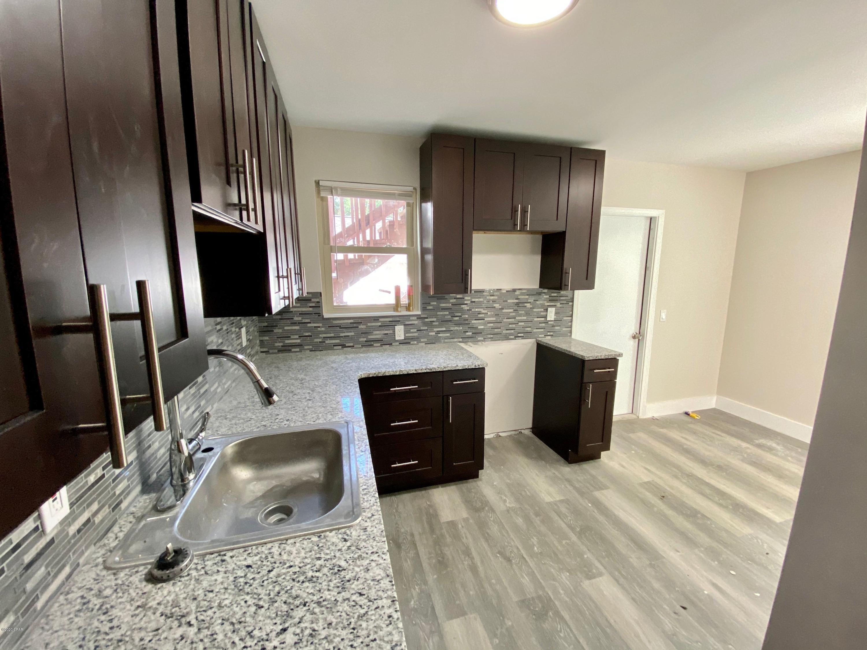 [No Recorded Subdiv] - Residential Lease