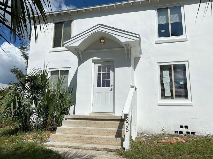 Come check out this newly renovated duplex! Pleasantly located near Saint Andrews Bay and down the road to the Downtown area. New paint, new flooring, new roof and updated bathrooms and kitchen. Affordable price and in the hearth of it all.... Don't miss your chance on this beautiful place to live and reach out to us today!
