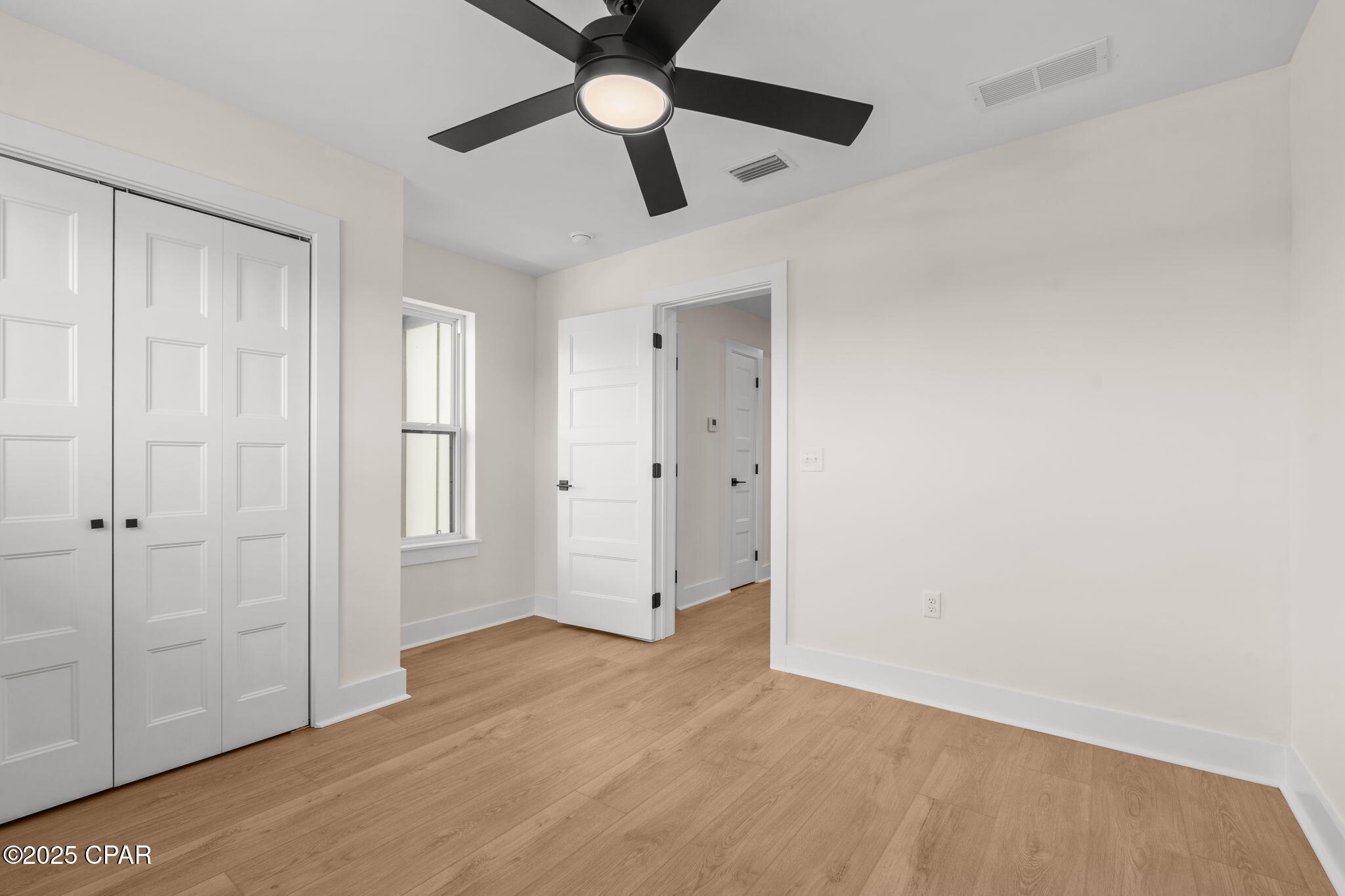 Shadow Bay Unt 3 & 4 - Residential