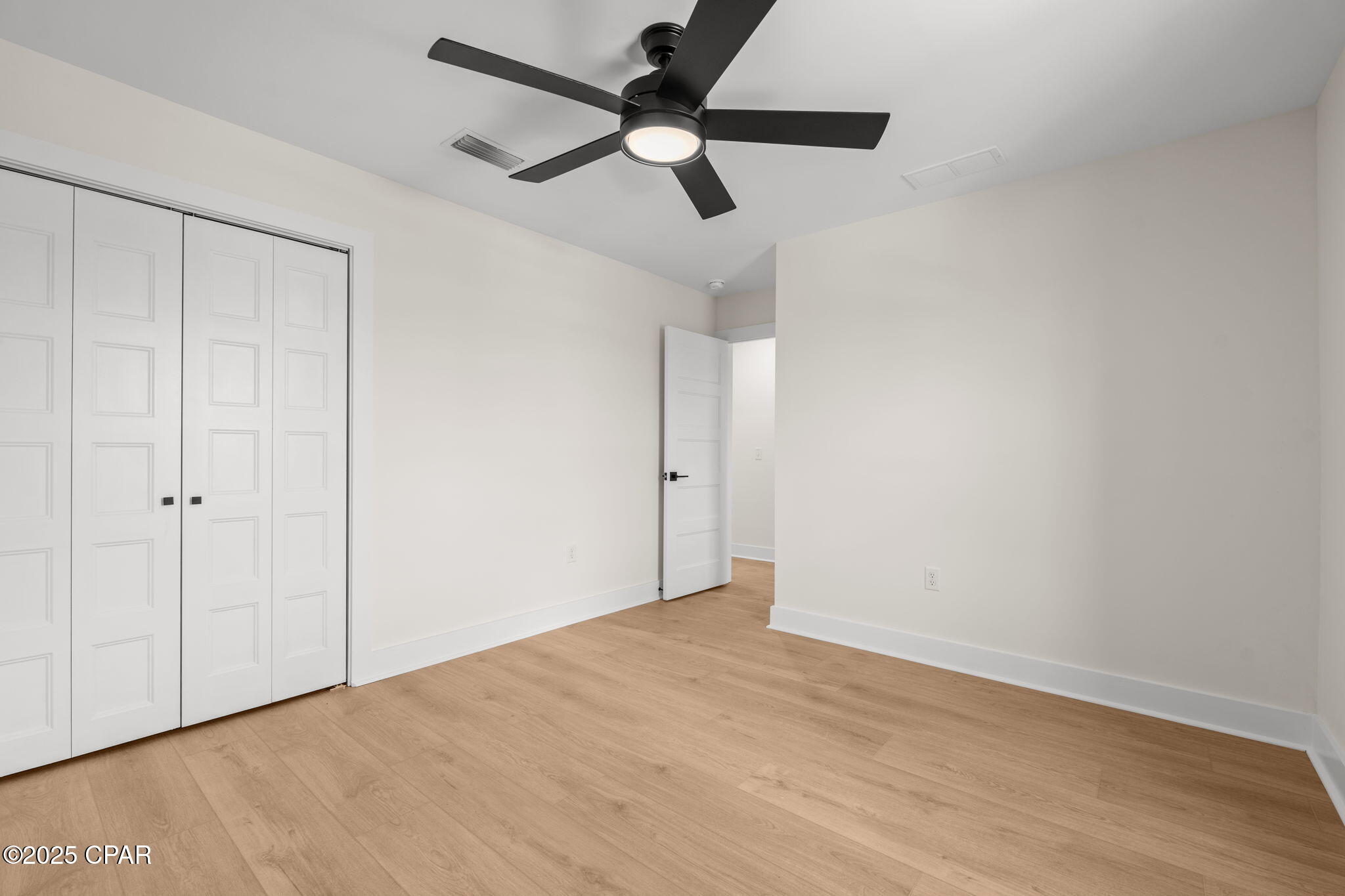 Shadow Bay Unt 3 & 4 - Residential