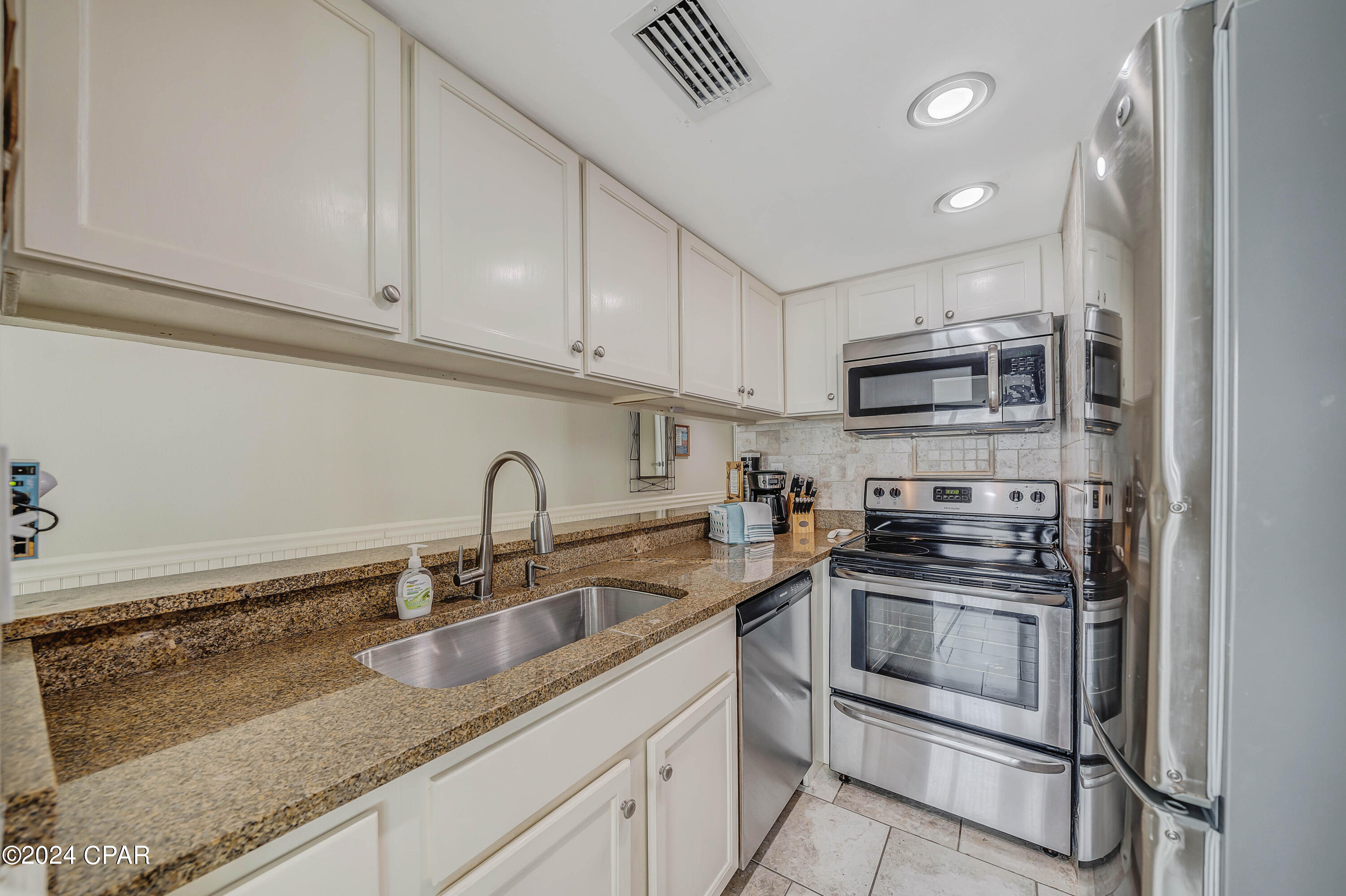 Sunbird Condo - Residential