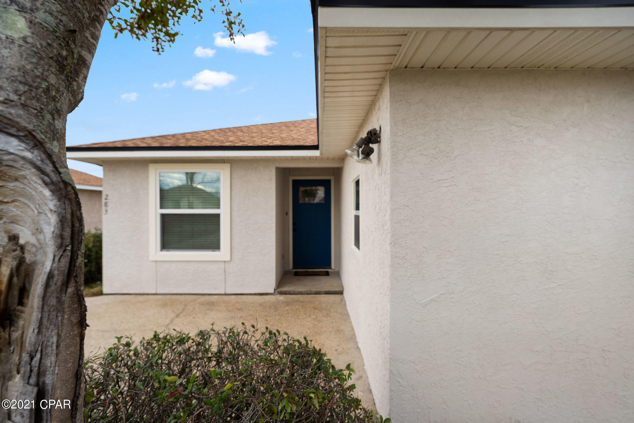 Pine Tree Place Unit 1 - Residential