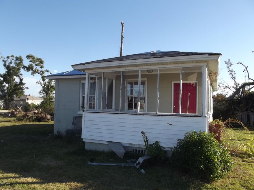 INVESTOR ALERT! Chance to own two units, one small 2 bedroom home and a detached studio apartment. Near downtown PC, next to Bay High School. New construction going up next door!

Repairs needed to both dwellings including roofing, paint, drywall, kitchen and bath, and more. Buyer to verify all details and measurements if important.