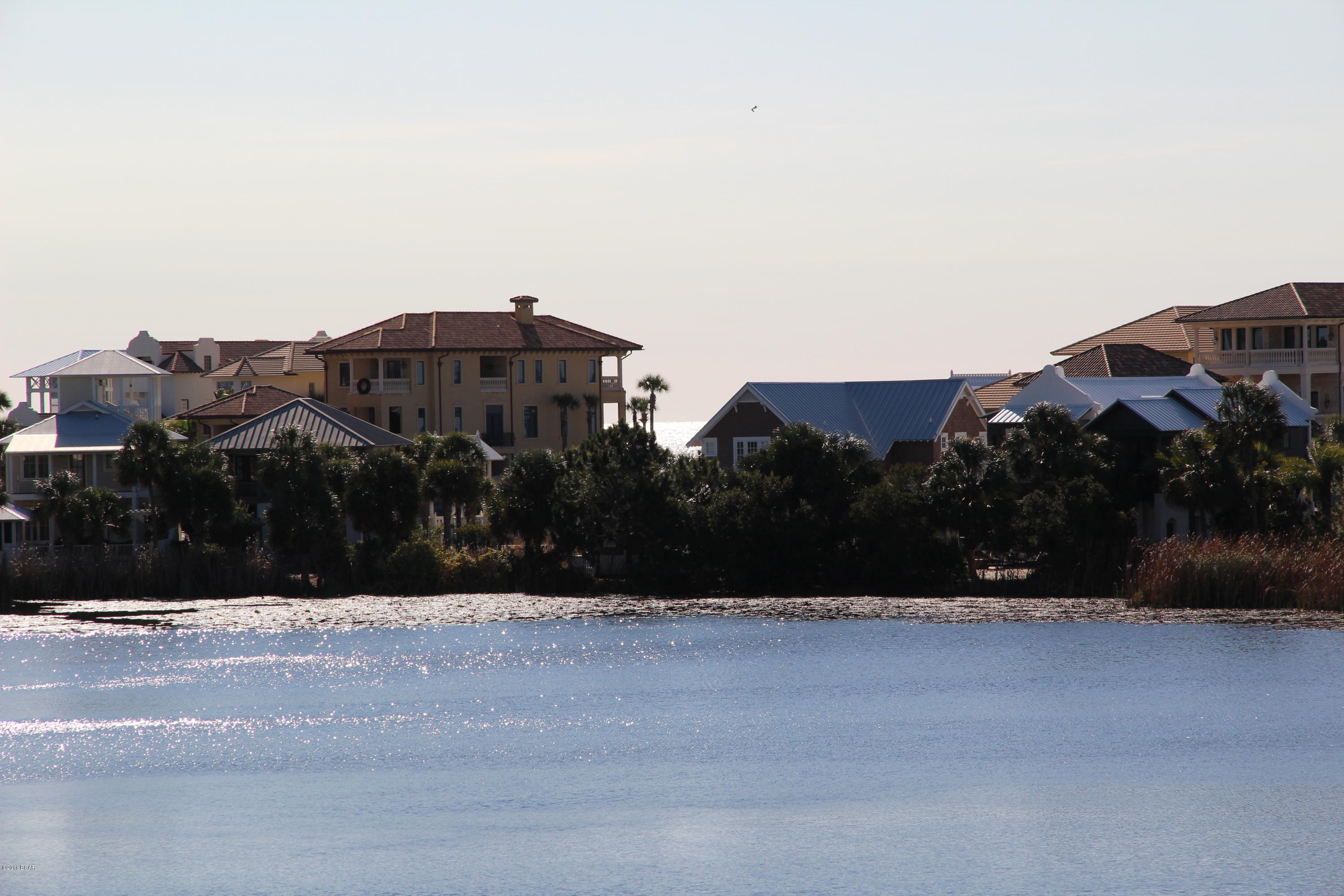 Carillon Beach Inn - Residential