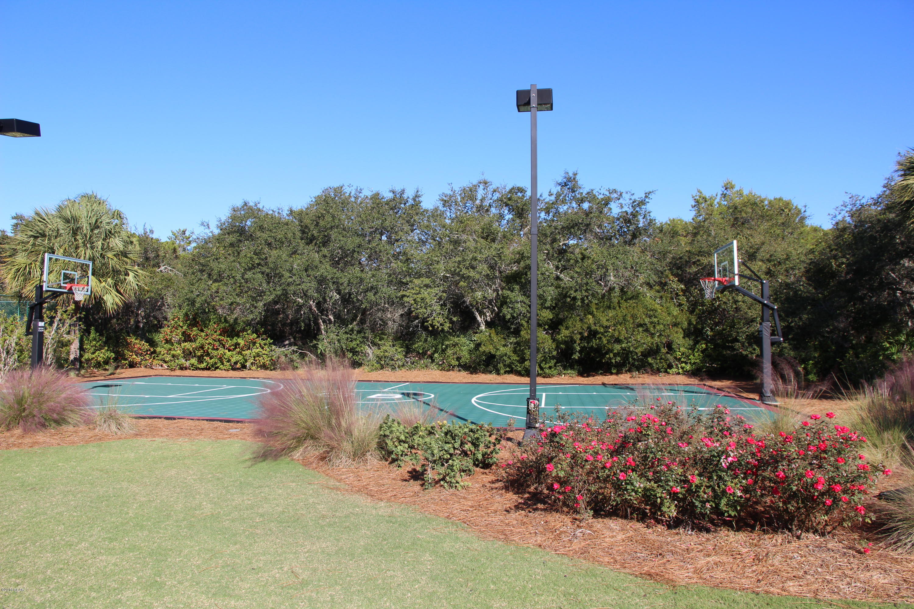 Carillon Beach Inn - Residential