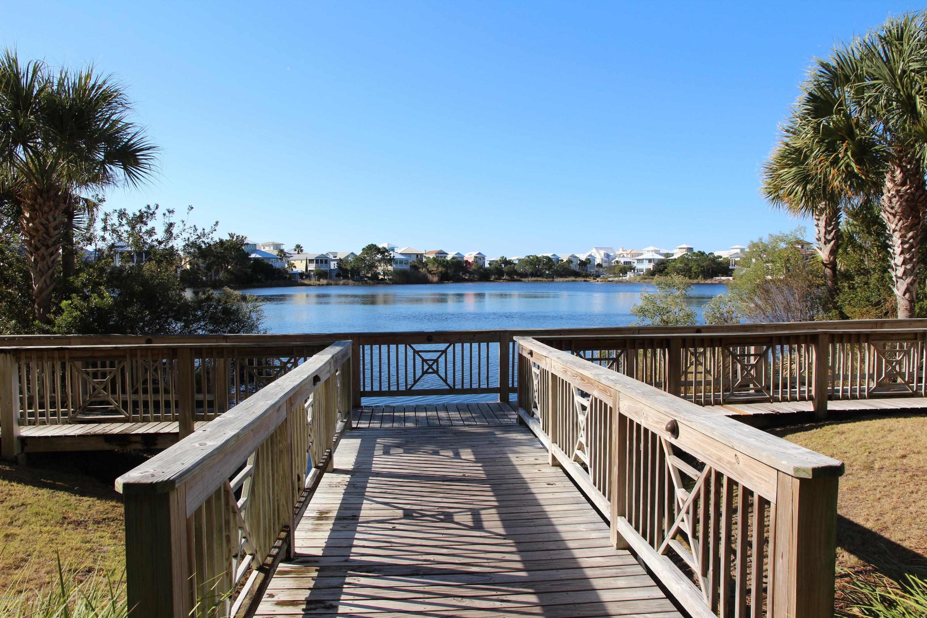Carillon Beach Inn - Residential