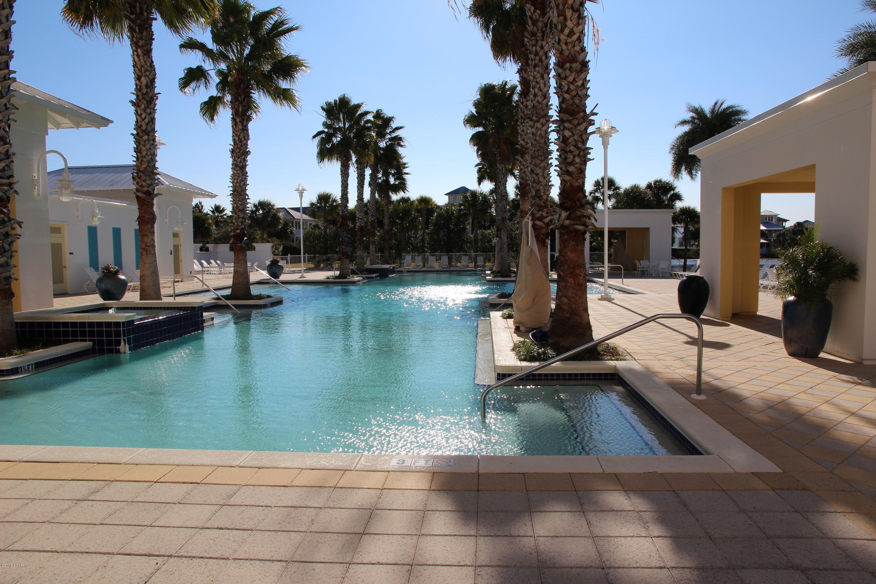 Carillon Beach Inn - Residential