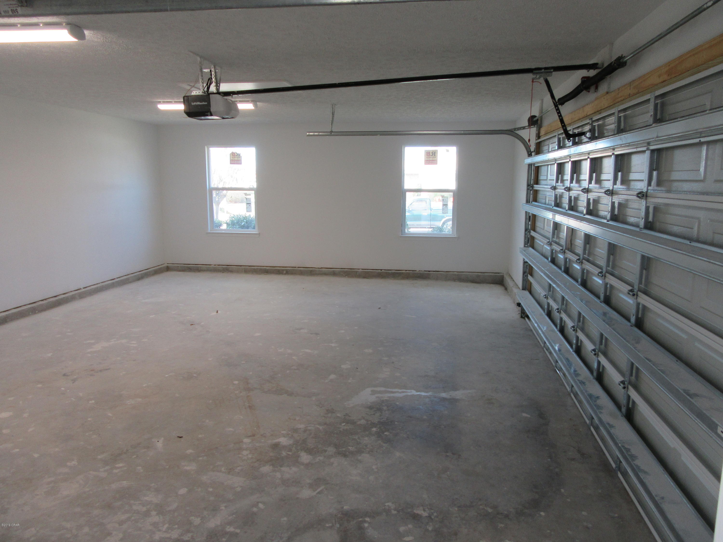 Derby Woods - Residential Lease