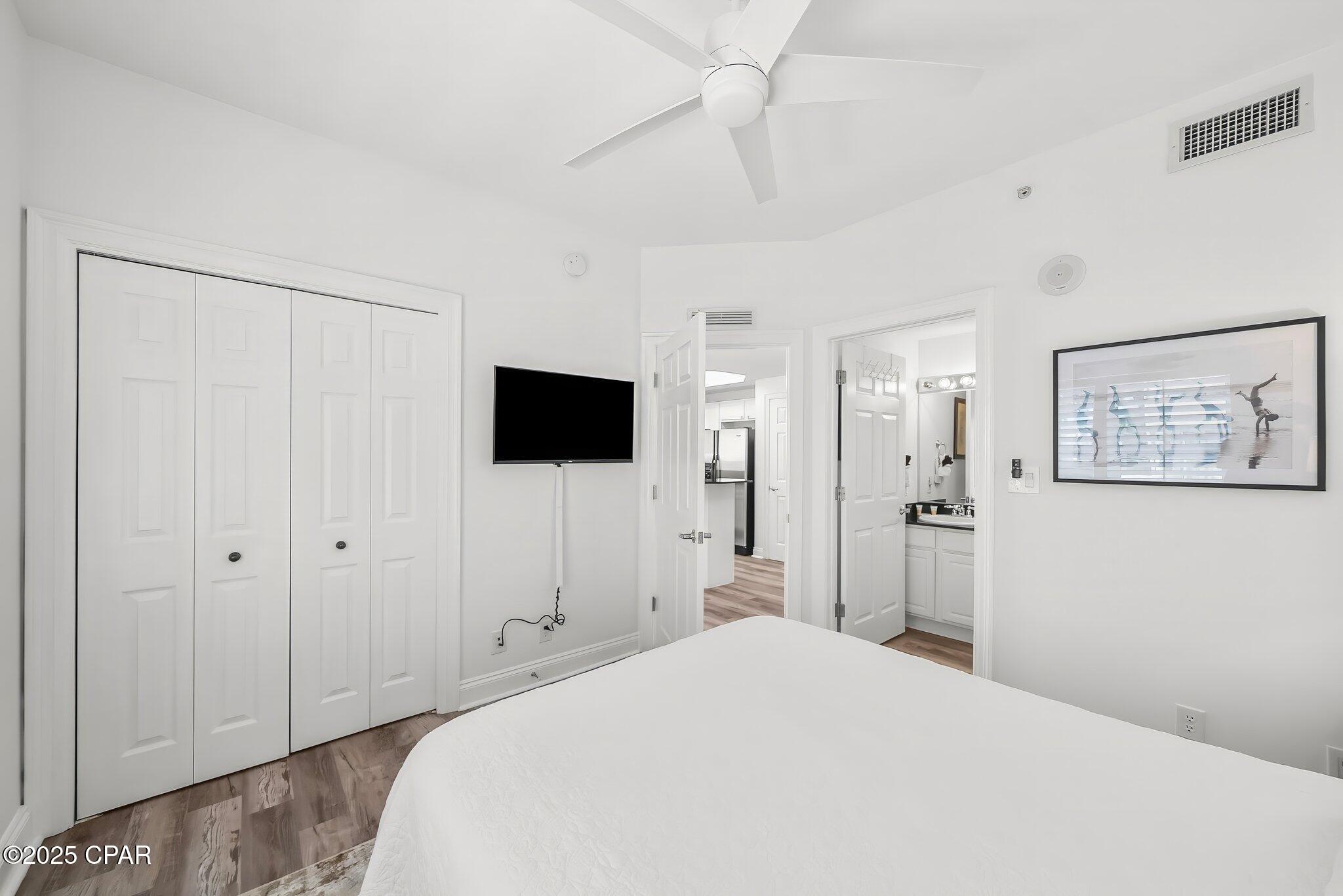 Calypso Towers I - Residential