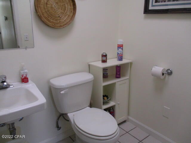 Willow Lake Commercial Center - Commercial Lease