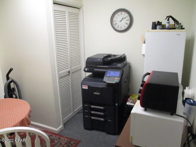 Willow Lake Commercial Center - Commercial Lease