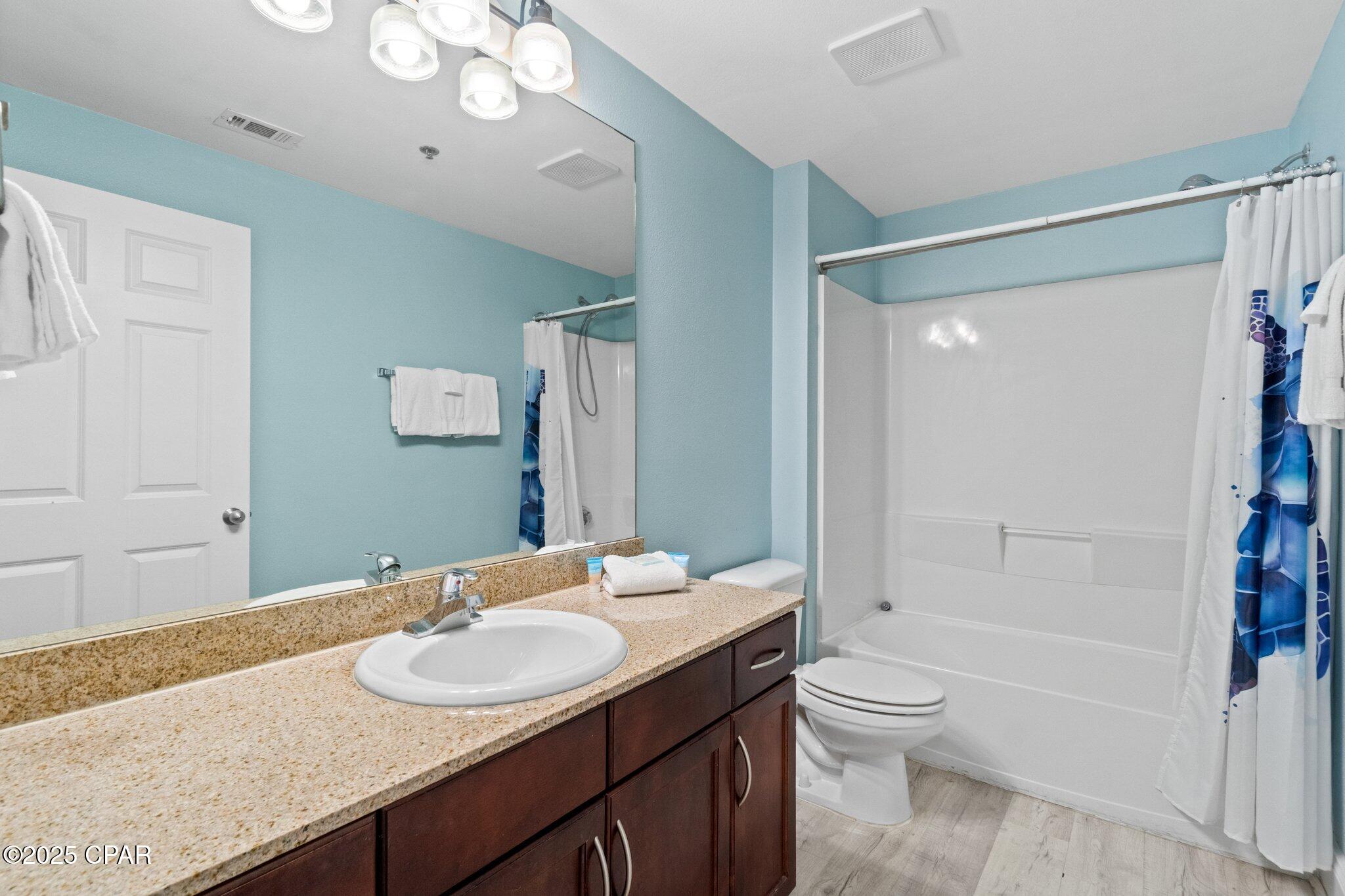 Laketown Wharf - Residential