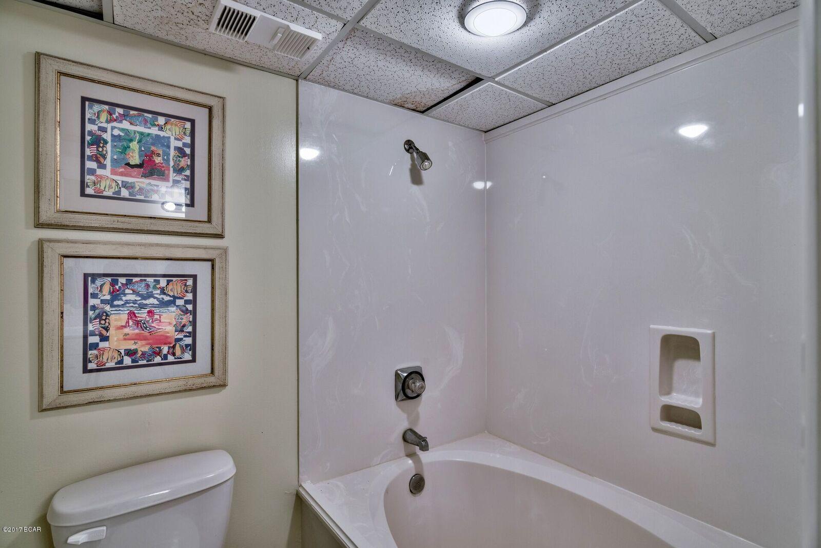 Long Beach 2nd - Residential